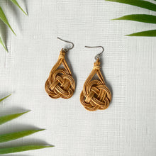 Load image into Gallery viewer, Woven Rattan Drop Earrings (Light)
