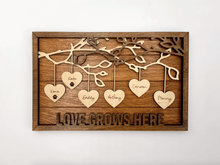 Load image into Gallery viewer, Hanging Hearts Frame