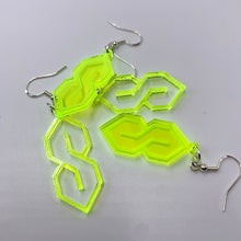 Load image into Gallery viewer, Retro "S" Earrings - Solid (Acrylic)
