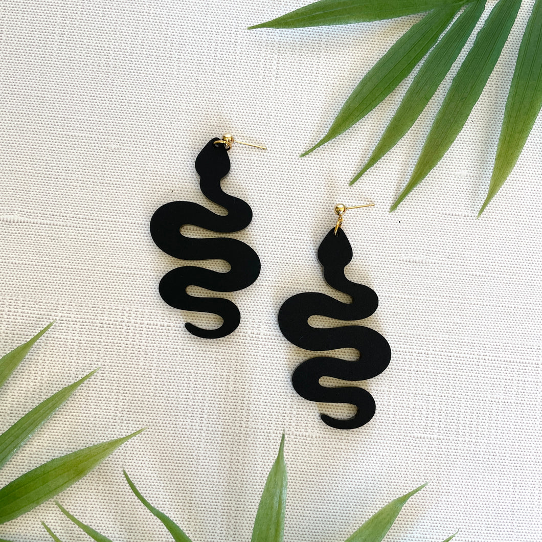 Snake Stud Earrings - Matte Black (Acrylic)