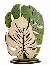 Load image into Gallery viewer, Monstera Leaves Earring Stand
